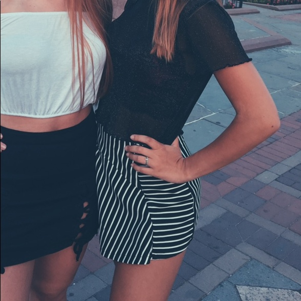 LF skort black & white striped skirt